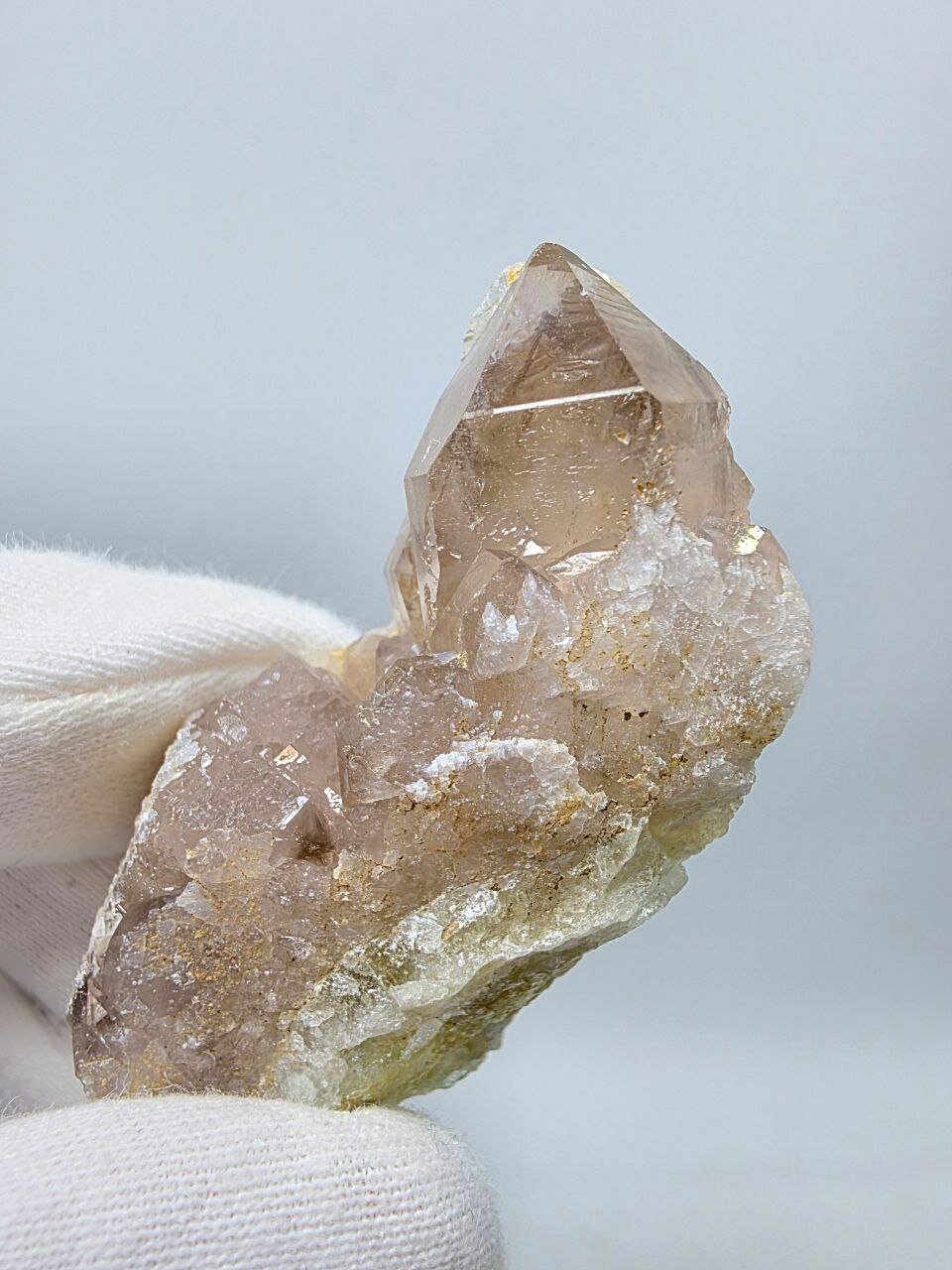 Друза кварца 57 мм, 32 г. — фото 1