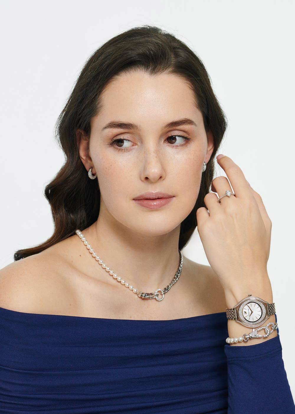 Серьги SWAROVSKI, кристаллы Swarovski, размер 15 мм, серебряный — фото 1