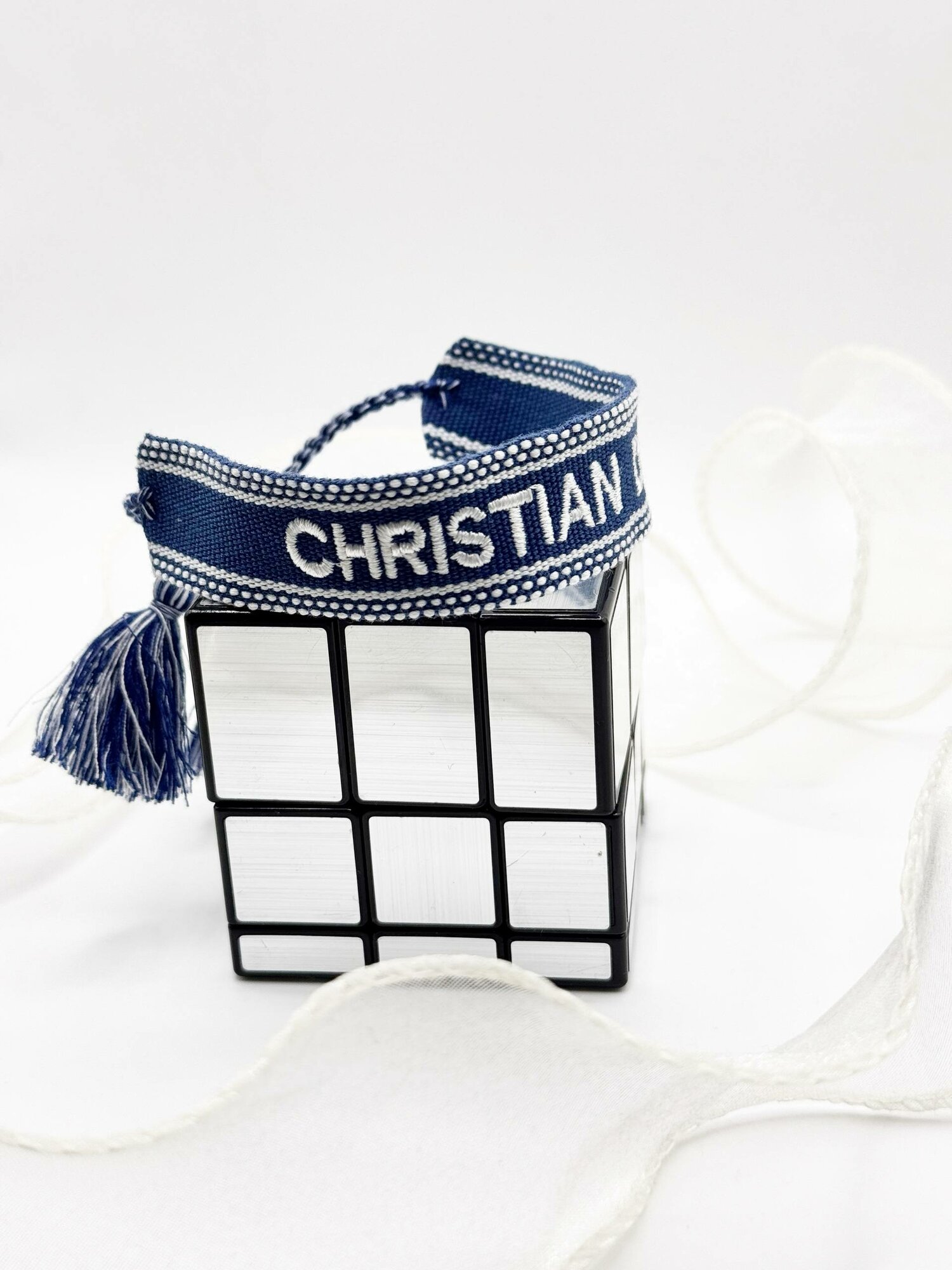 Плетеный браслет