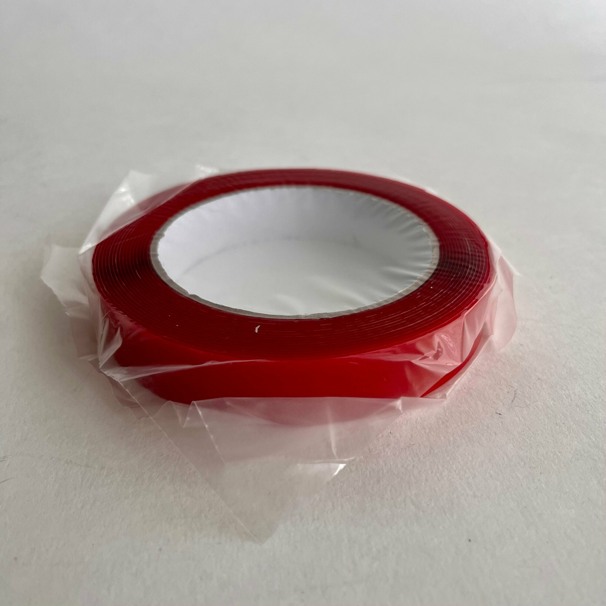 Скотч двухсторонний 19мм х 5м