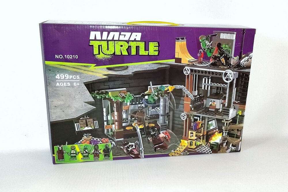 Конструктор 10210 Черепашки Ниндзя Ninja Turtle Атака логова черепашек, 499 деталей / детский