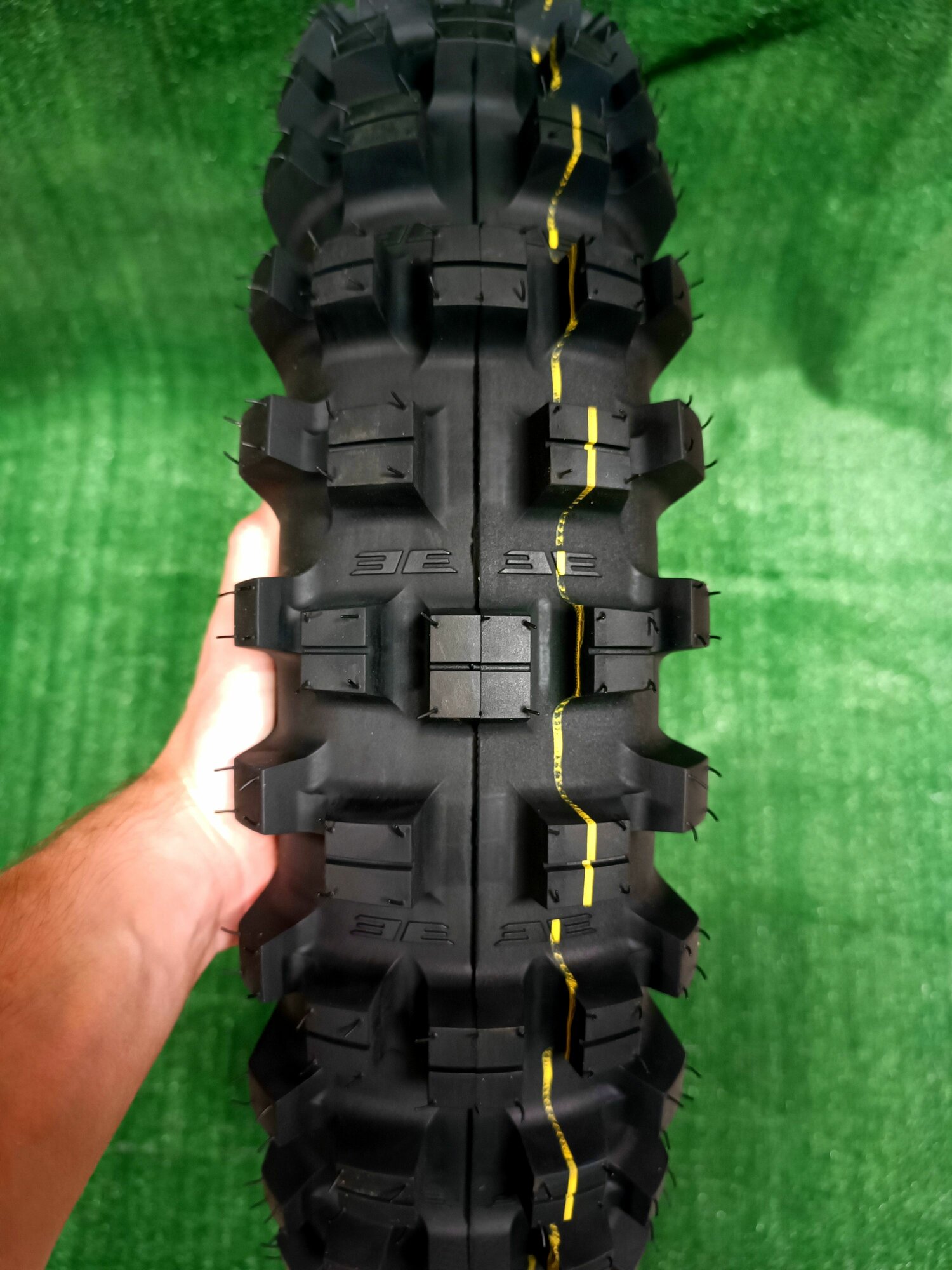 Покрышка бери И гони 120/90-18 (MEDIUM SOFT) (Terra Xtreme Enduro FALLBERY V3.1)