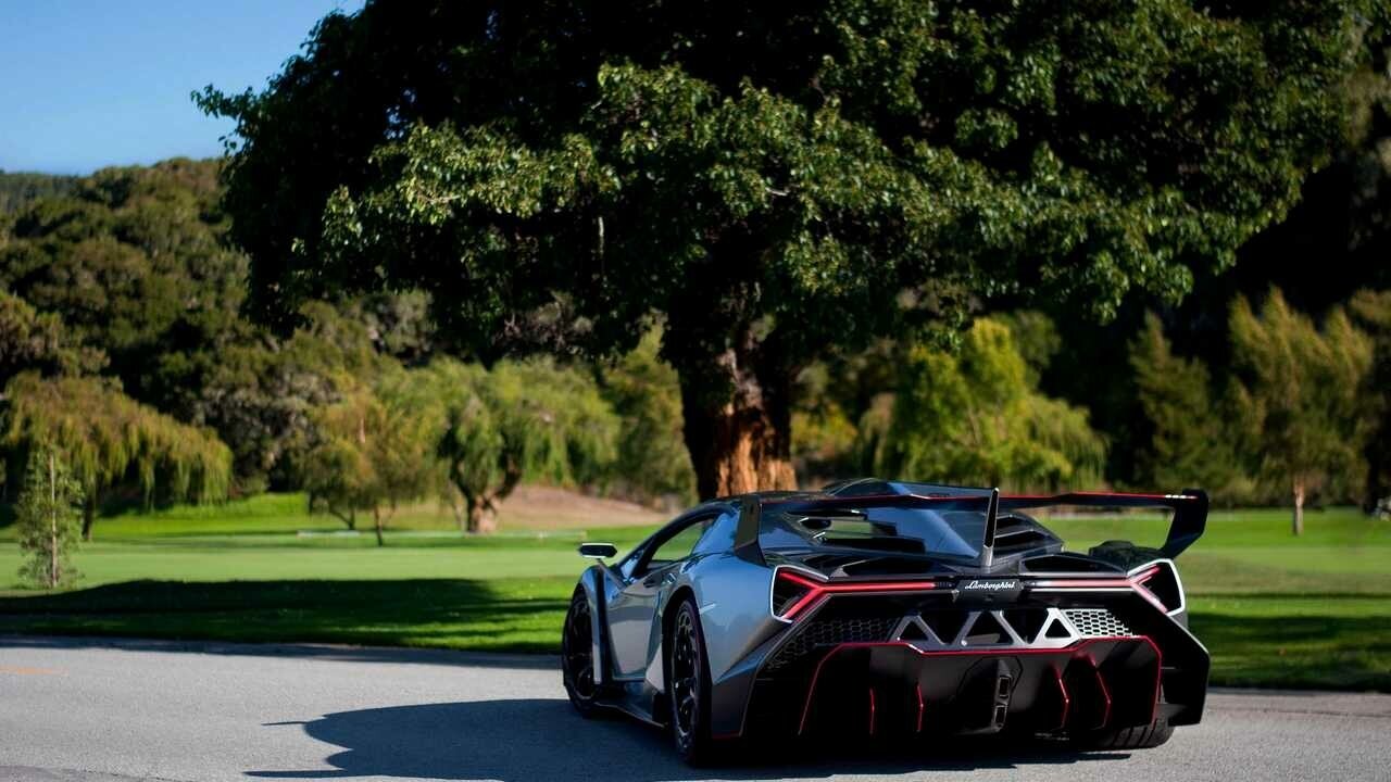 Картина на холсте 60x110 Альянс Лес "Lamborghini veneno суперкар" на подрамнике / интерьер/ декор