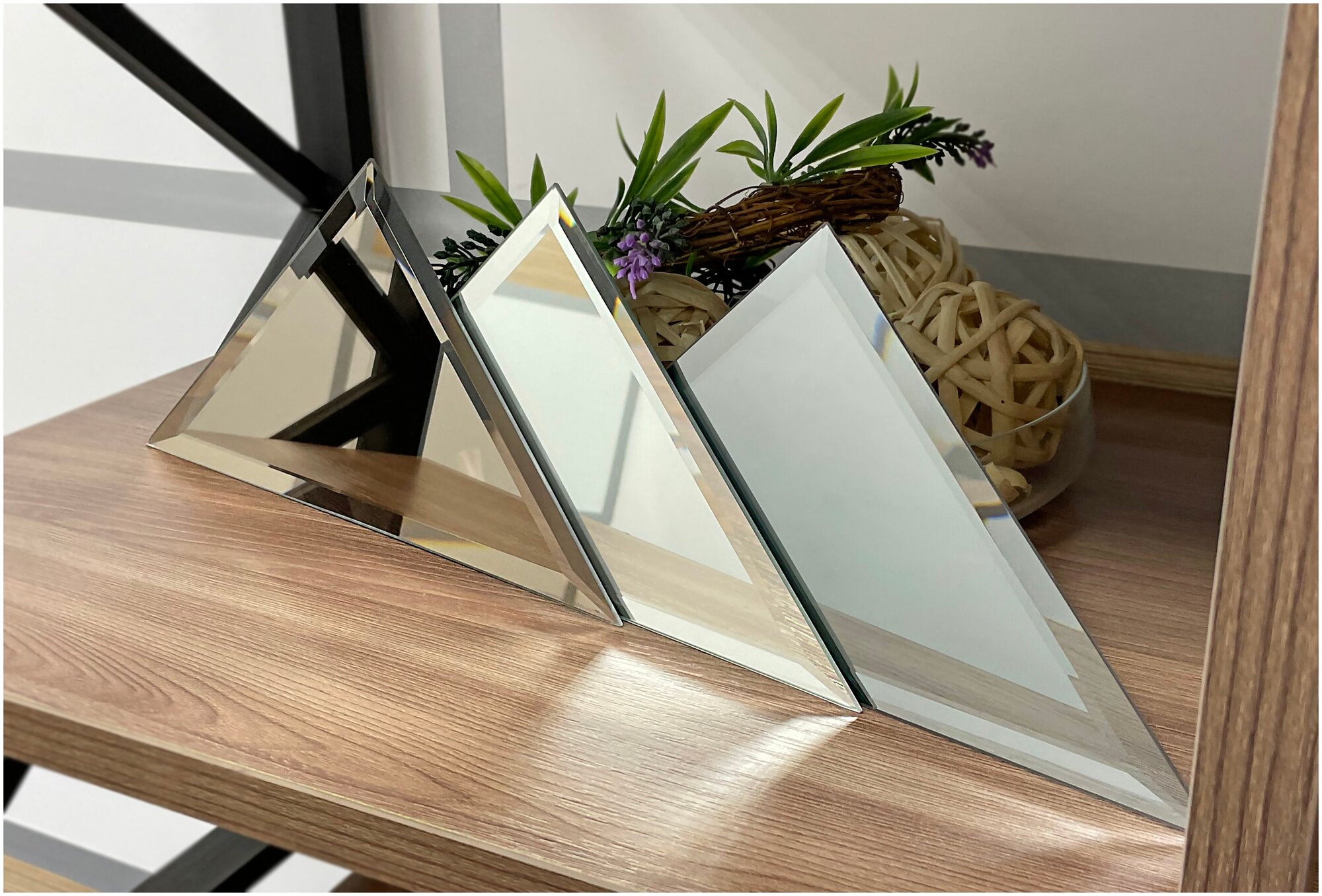 Зеркальная плитка ДСТ, панно на стену, треугольник бронза, 8 шт. 30х30 см. - фотография № 5