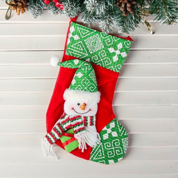Зимнее волшебство Носок для подарков "Подарочек" Снеговик, 18х25 см, красно-зелёный