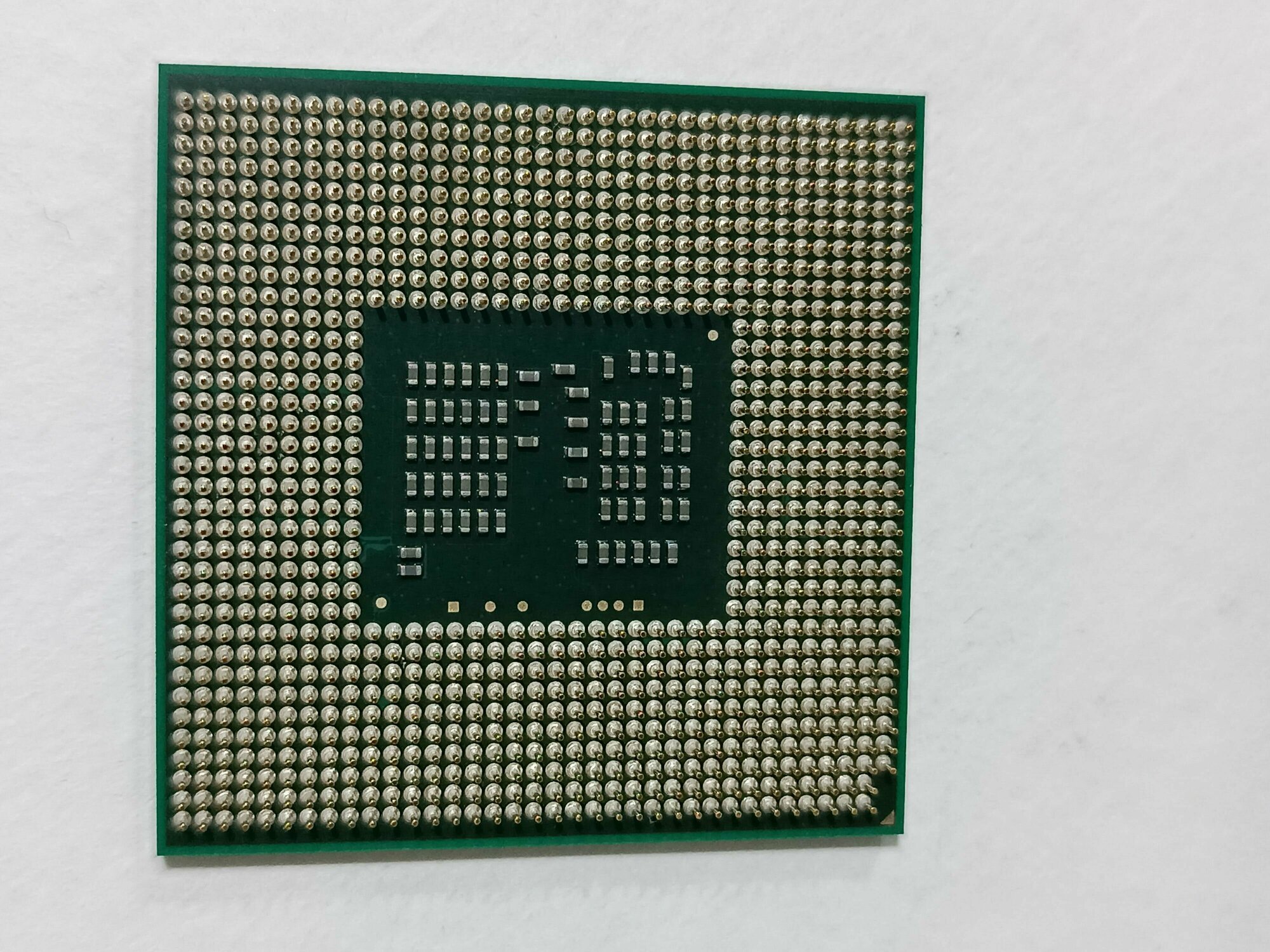 Intel Core i5 560M 267Mhz/3Mb Arrandale 2 ядра 4 потока PGA988 процессор для ноутбука