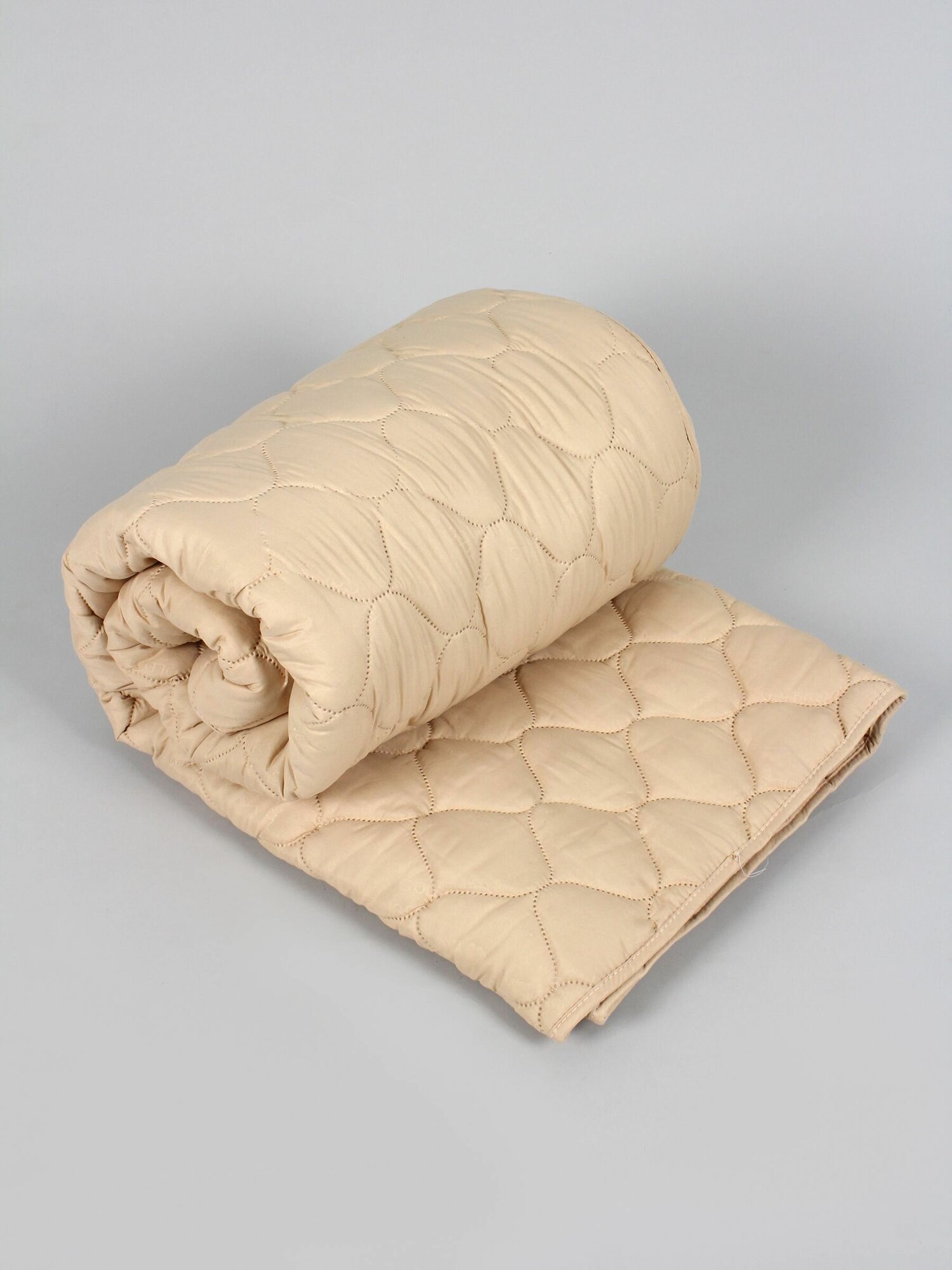 Одеяло "Верблюжья шерсть" полновесное, 2-х спальное, в микрофибре, плотность 300 г/м2 - фотография № 5