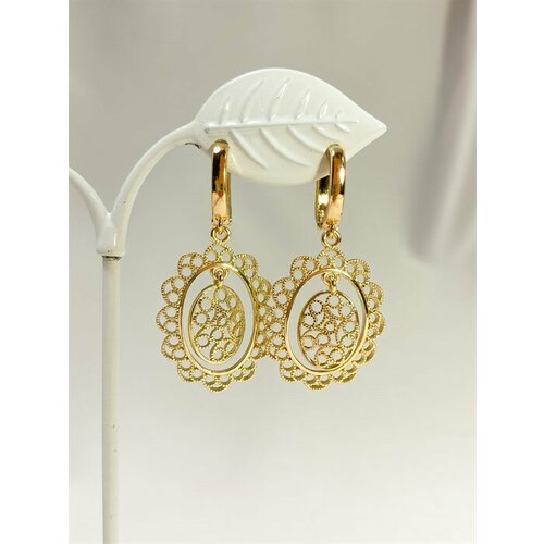 Серьги, фианит, размер 4 мм, золотистый