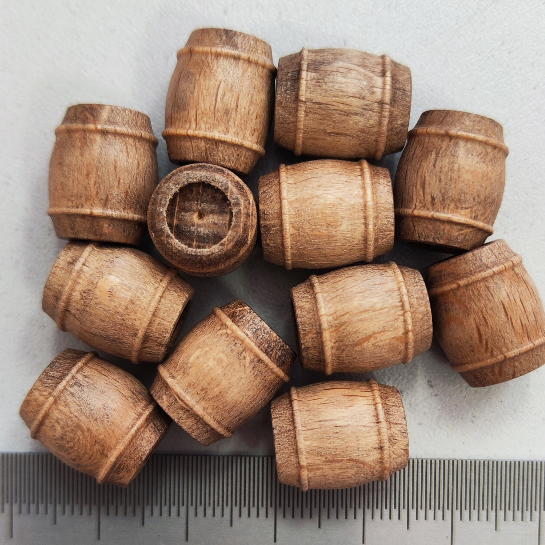Бочка, орех, 17х15 мм, 6 шт, аксессуар для моделирования, Mantua (Италия)