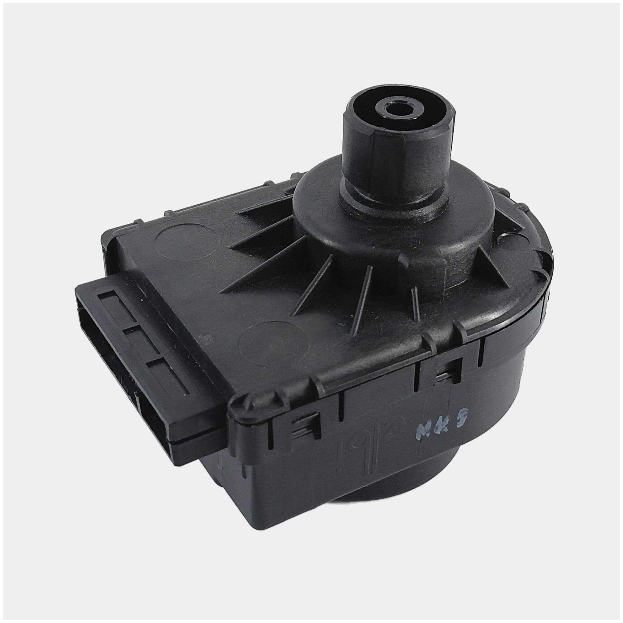 фото Мотор трехходового клапана ELBI 220v 7.5mm широкий для BAXI EF, L 5694580