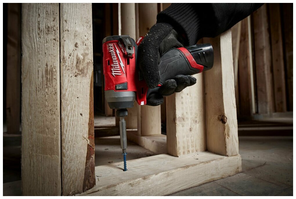 Аккумуляторный винтоверт Milwaukee M12 FID-202X FUEL - фото №5