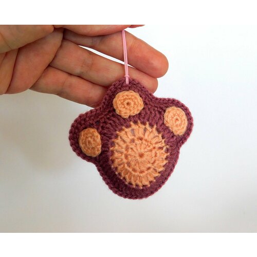 Брелок Нить Успеха, вязаная фактура, розовый, бордовый