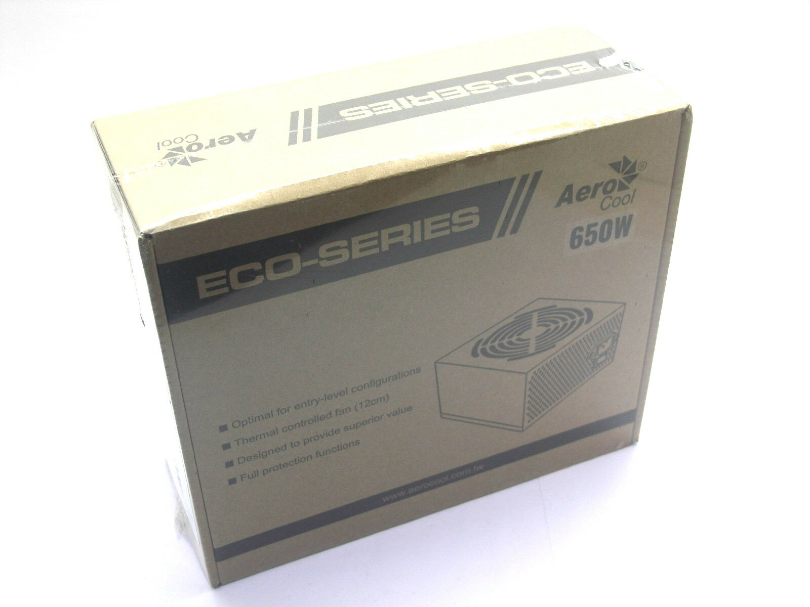 Блок питания AeroCool ECO-650 650W ATX 12cm Fan
