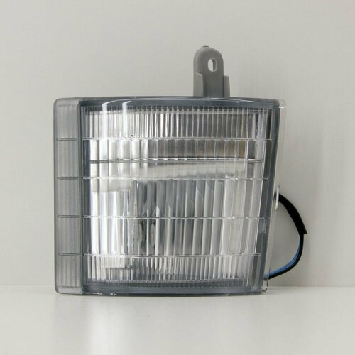 Габарит MMC CANTER 1994-2002 г белый возле блок-фары, правый, AUTODEPO