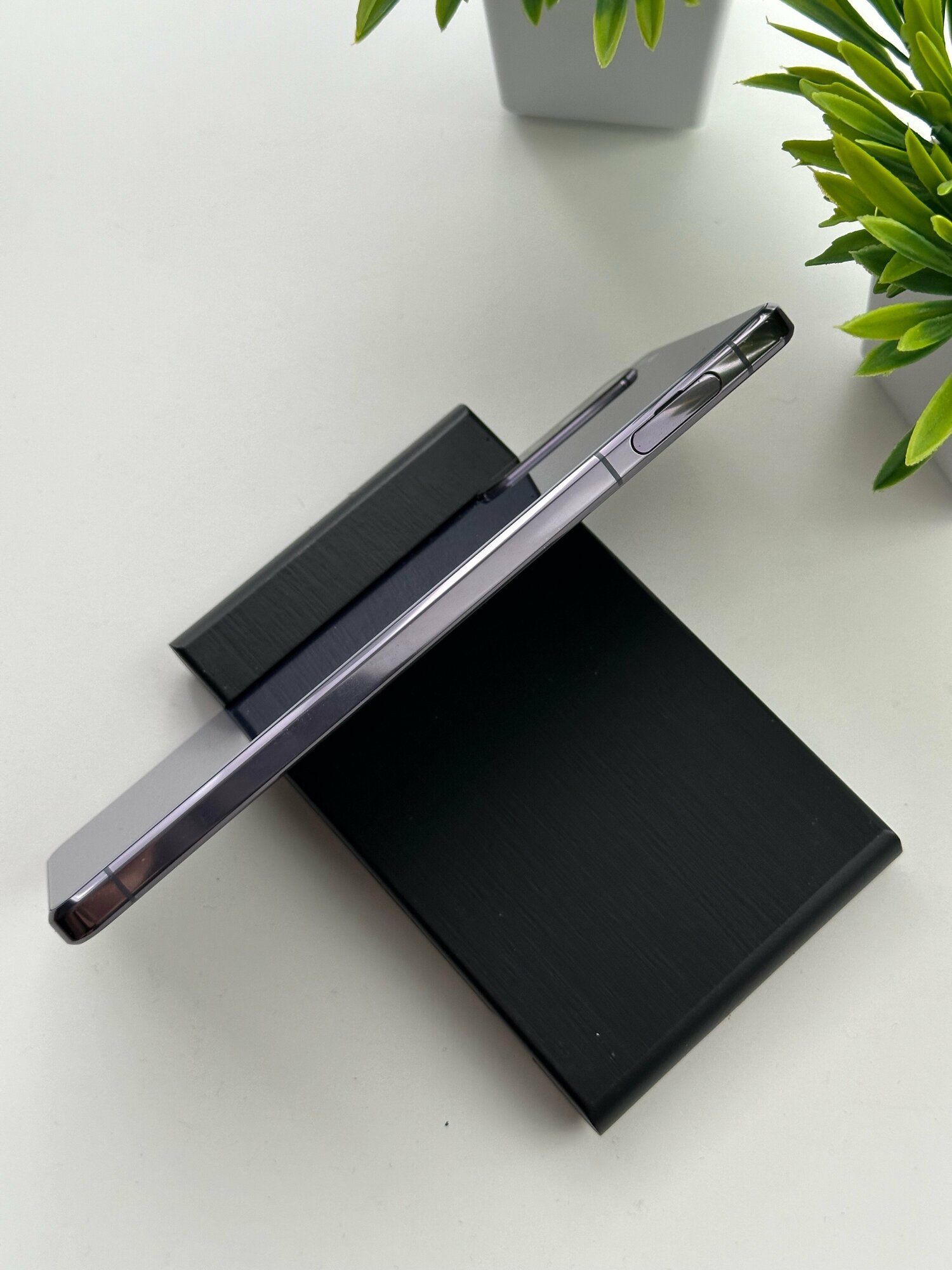 Смартфон Sony Xperia 1 II 8/128ГБ, 1 nano SIM, фиолетовый — фото 1