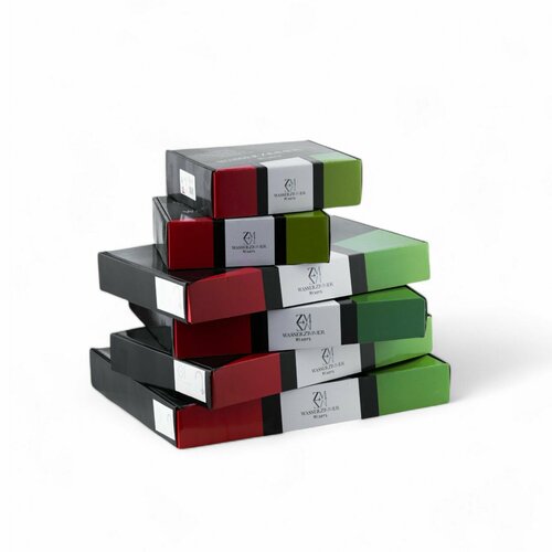 Смеситель для кухни с гибким черным изливом сатиновый 2370₽