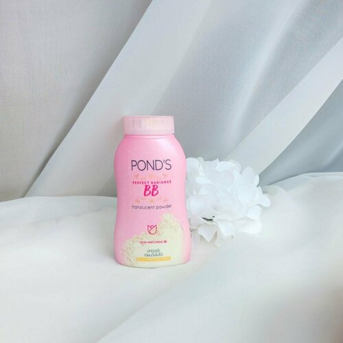 POND'S Рассыпчатая матирующая BB пудра Ponds Magic Powder