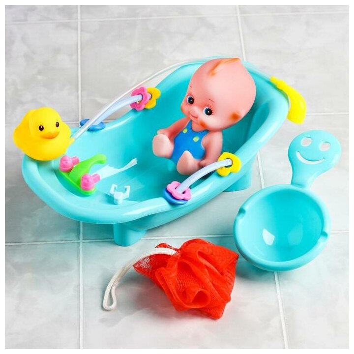 Набор игрушек для купания Крошка Я "Пупсик в ванне", 5 предметов (4724382)