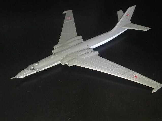 Масштабная модель 1/353 самолет 3М — фото 1