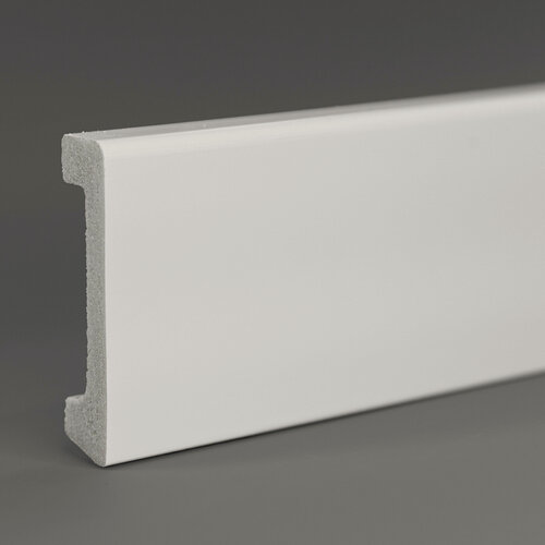 Изображение товара Плинтус дюрополимер напольный DECOMASTER (декомастер), 80х17х2400 мм, D235-115 ДМ белый матовый