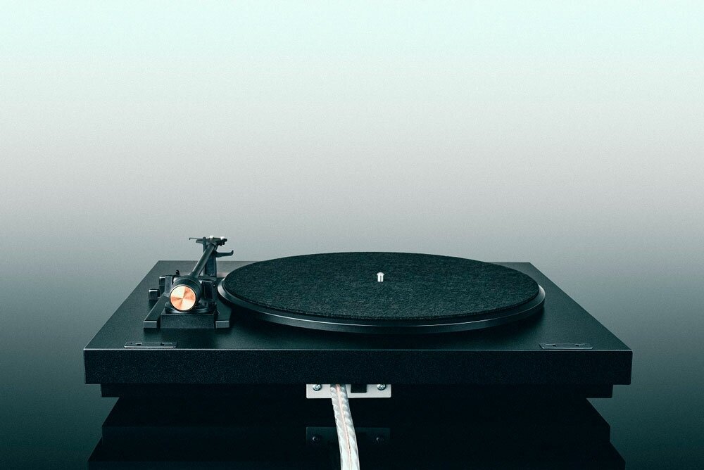 Проигрыватель виниловых пластинок Pro-Ject A1 Black