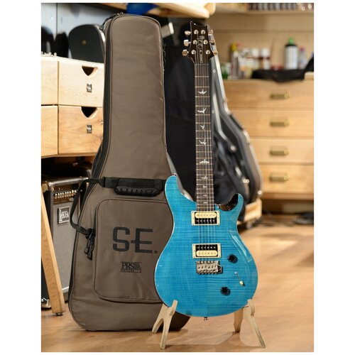 PRS SE Custom 22 Sapphire электрогитара с чехлом, цвет сапфир