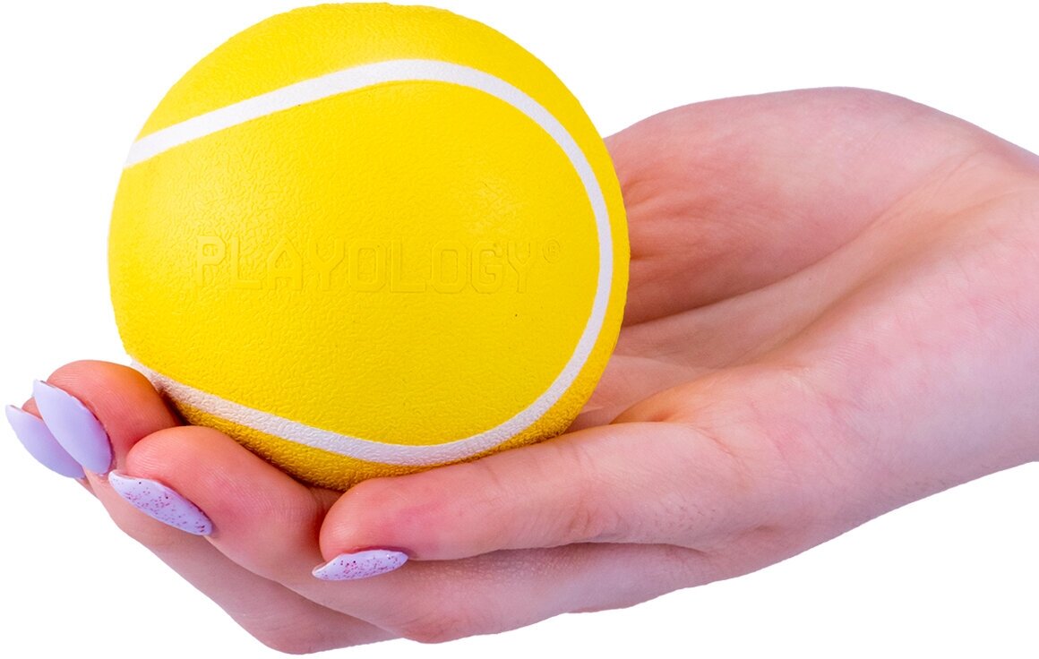 Playology хрустящий жевательный мяч SQUEAKY CHEW BALL 6 см с пищалкой и с ароматом курицы, желтый