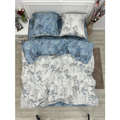 голубой, бежевый, черный