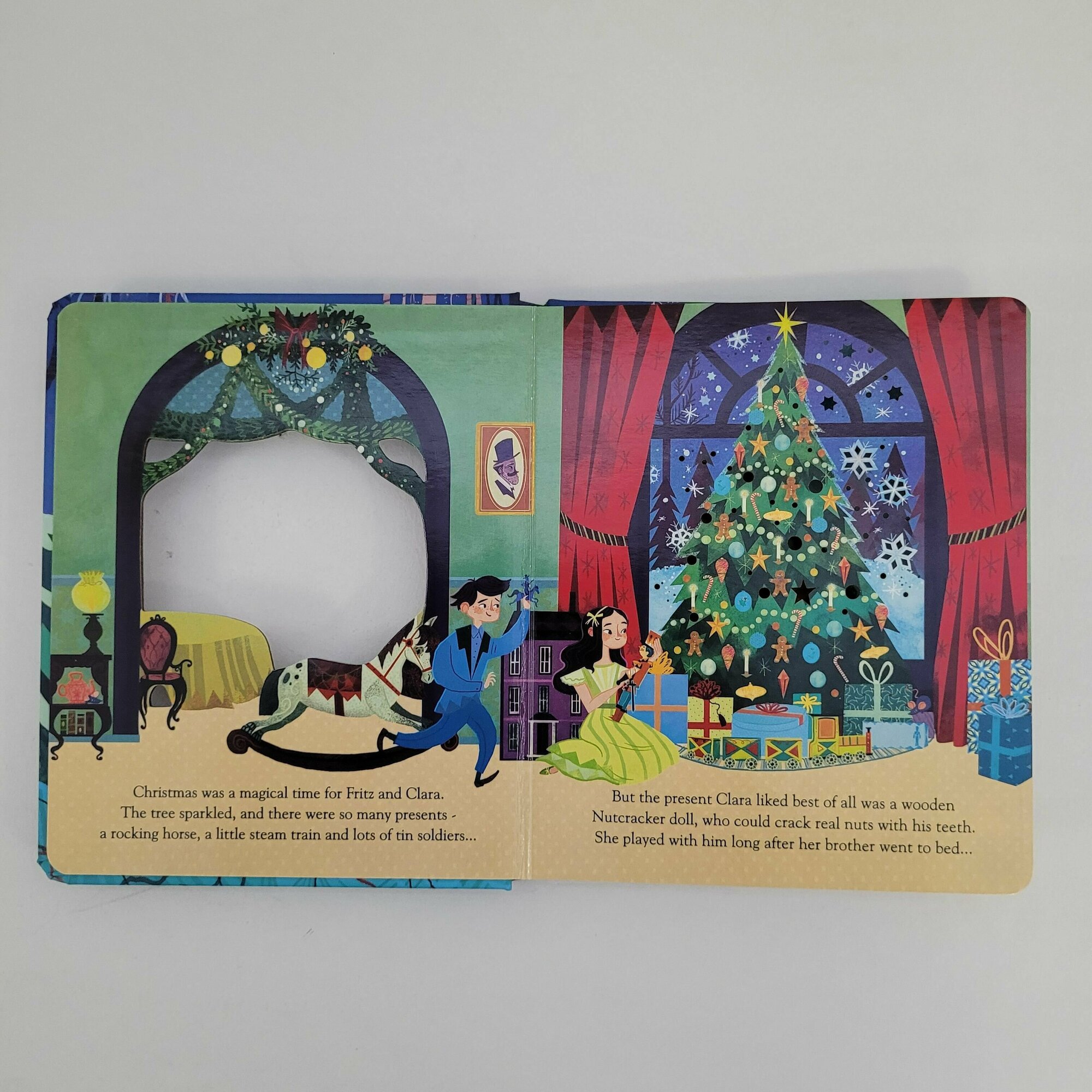 Peep Inside a Fairy Tale: The Nutcracker (board bk) - фото №3