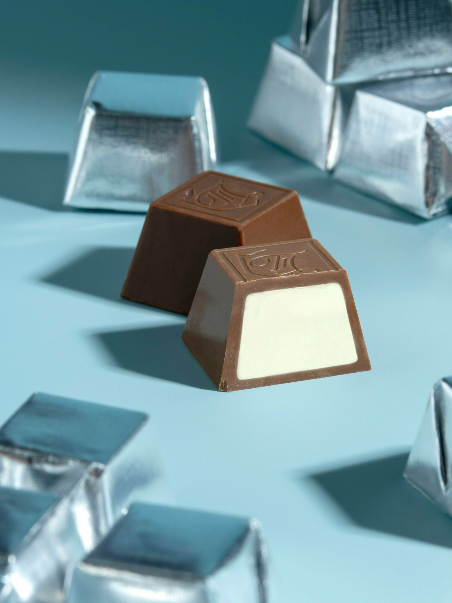 Конфеты шоколадные Без сахара и пальмового масла Кокосовый крем 500 гр - фотография № 2