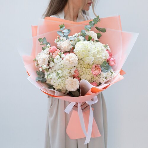 Букет цветов "Дневники Принцессы" Делюкс