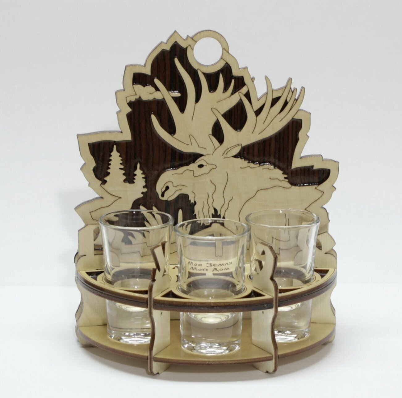 Подарок на 1 и 9 мая / "Лось" Подставка из дерева для рюмок / Подарочные наборы