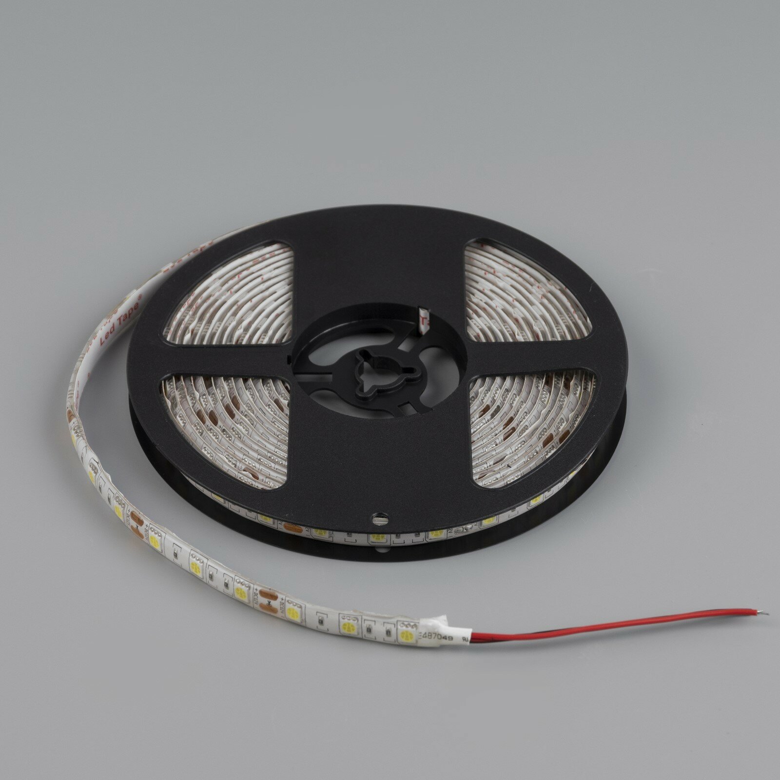 Лента светодиодная Lamper 12В, SMD5050, 14,4Вт/м, 60 LED/м, 6500К, 10мм, 5м, для БП с клеммами, IP65 - фото №8