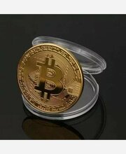 Монета сувенирная подарочная Bitcoin BTC Биткоин (Золото) в пластиковом прозрачном футляре (d 4,1см, вес 21г)