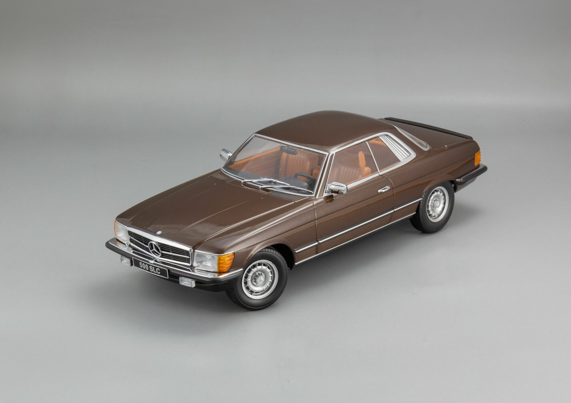 1:18 Mercedes-Benz 500 SLC C107 - 1981, Коллекционная масштабная модель от KK Scale