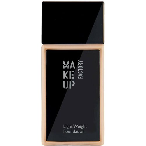 Make up Factory Тональная основа Light Weight Foundation, тон 10 светлый ванильный