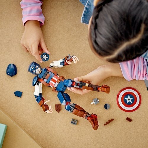 LEGO Super Heroes Marvel Сборная фигурка Капитана Америки 76258 - фото №4