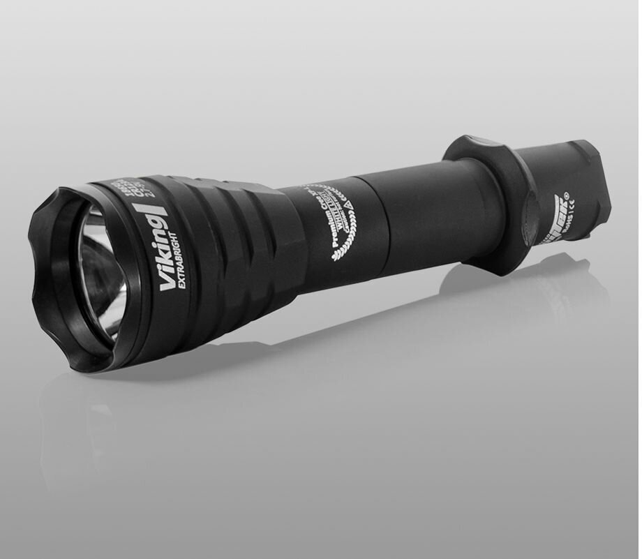 Тактический фонарь Armytek Viking v3 XP-L (белый свет)