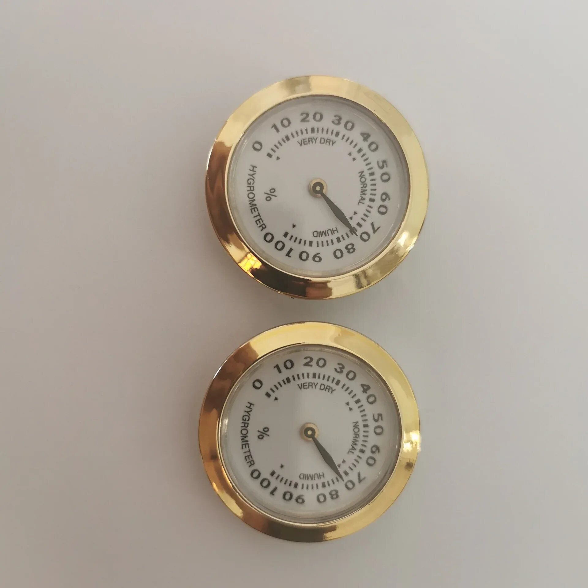 Мини гигрометр металлический 37 мм 2pcs hygrometer