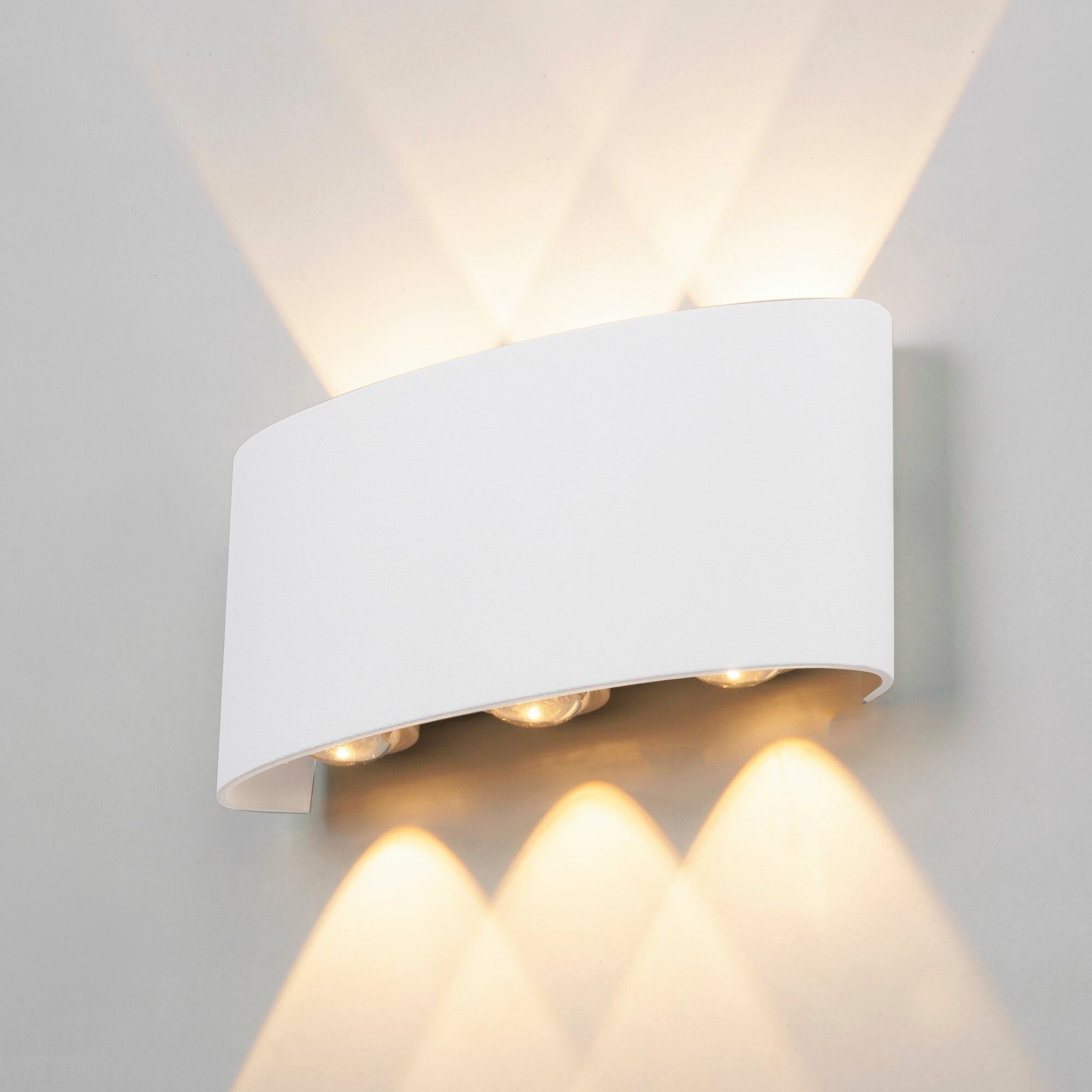 Пылевлагозащи щенный светодиодный светильник Twinky Trio белый IP54 1551 Techno LED белый