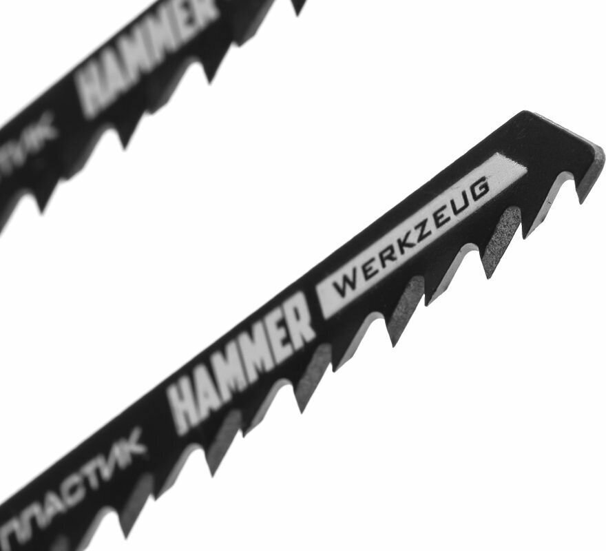 Пилка для лобзика Hammer Flex 204-108 JG WD-PL T144D дерево, длина 74мм, шаг 4мм, HCS, 2шт