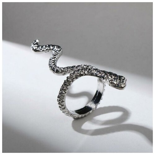 Кольцо Queen Fair кольцо змея гладкая цвет серебро безразмерное