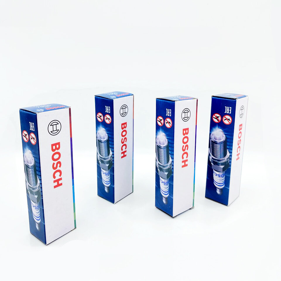 Cвечи зажигания Bosch 0242235666 FR7DC+ 4 штуки комплект