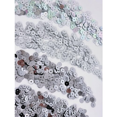 Итальянские пайетки 3и4мм. Серебро. 4шт по 1,5г.