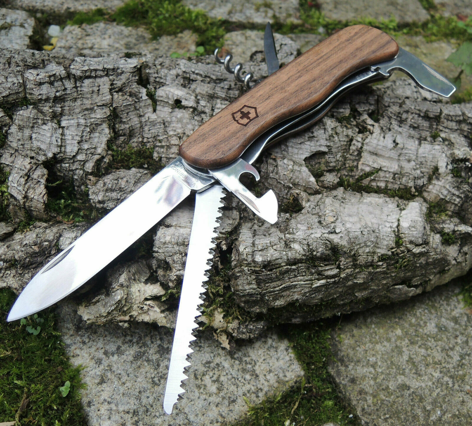 Нож перочинный Victorinox FORESTER WOOD (0.8361.63) 111мм 10функций дерево - фото №14