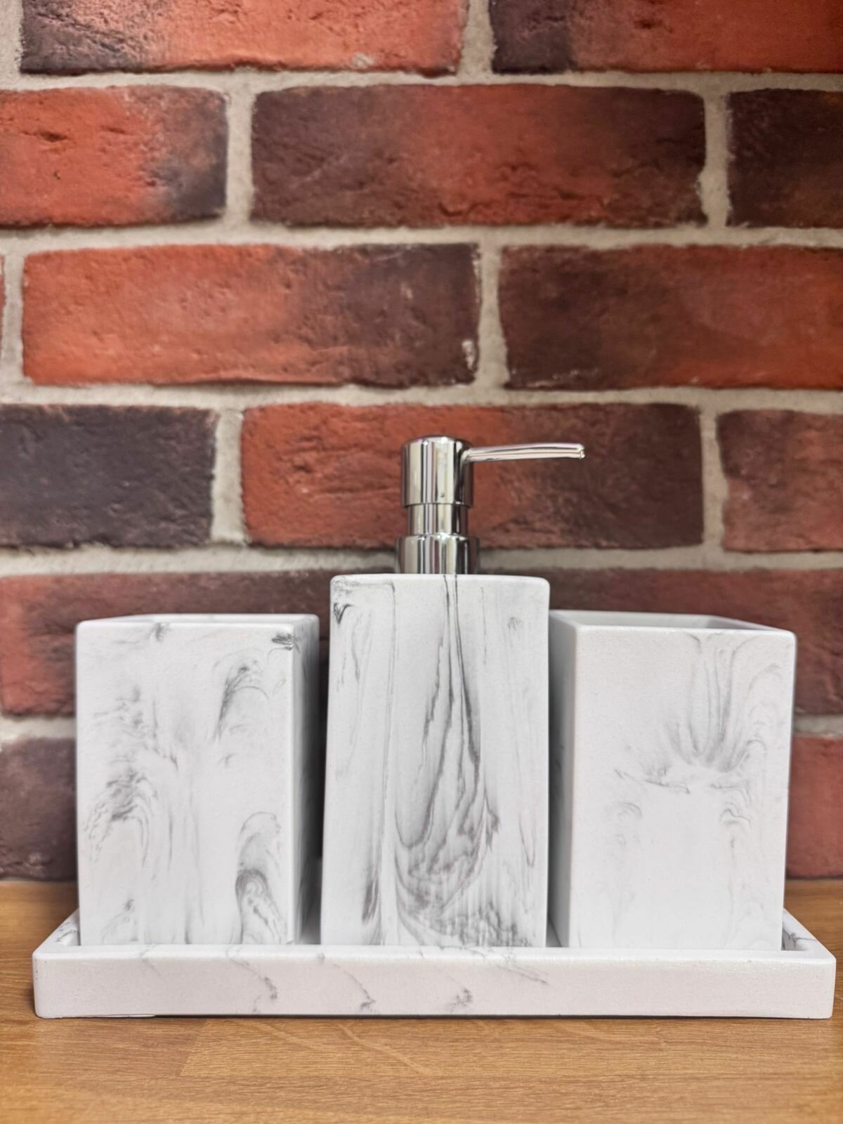 Набор аксессуаров для ванной комнаты, 4 предмета квадратный, белый мрамор