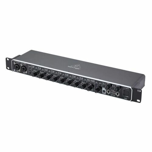 Внешняя звуковая карта BEHRINGER U-PHORIA UMC1820