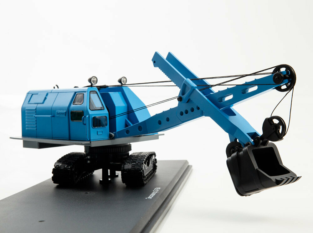 Масштабная модель Экскаватор Э-754