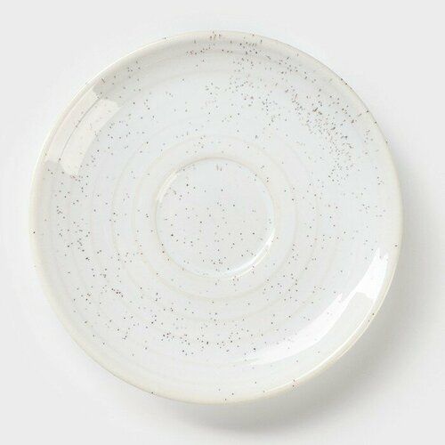 Блюдце фарфоровое Magistro Urban d142 см цвет белый 665₽