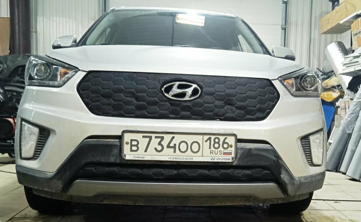 Утеплитель радиатора для Hyundai Creta 2016 - 2020 (Хендай Грета Хундай Крета) Дизайн Соты